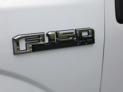 Used 2019 Ford F150 XLT w/ XTR Package AWD/4WD image 10