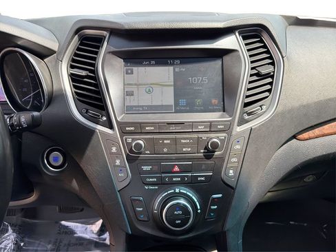 Used 2019 Hyundai Santa Fe XL FWD image 15