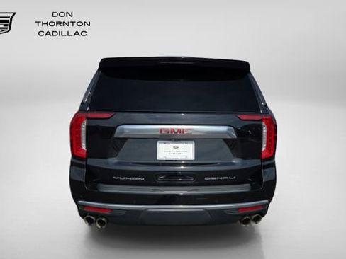 Used 2024 GMC Yukon Denali w/ Advanced Technology Package AWD/4WD image 4