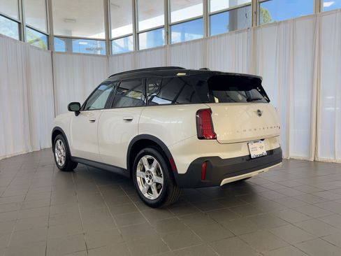 Certified 2025 MINI Cooper Countryman S w/ Comfort Package Max image 3