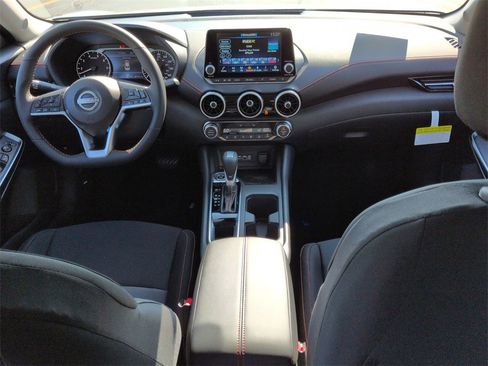 New 2025 Nissan Sentra SR image 15