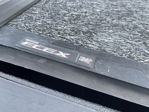 Used 2019 Ford F150 Lariat RWD image 14