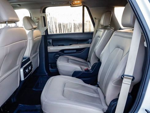 Used 2023 Ford Expedition Limited image 20
