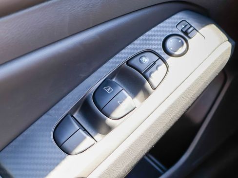 New 2026 Nissan Altima 2.5 SR w/ SR Midnight Edition Package FWD image 15
