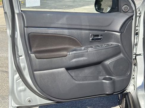 Used 2025 Mitsubishi Outlander Sport ES image 22