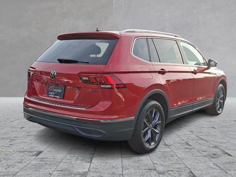 Used 2022 Volkswagen Tiguan SE AWD/4WD image 5