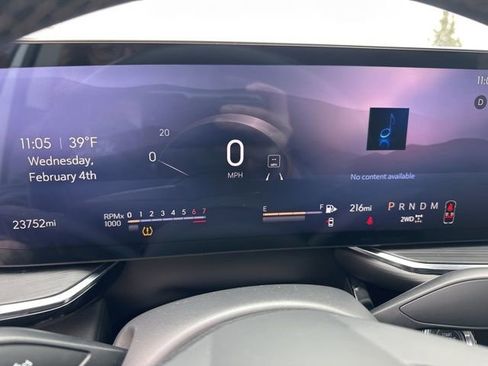 Used 2025 Buick Envision Preferred image 16