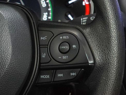 Used 2023 Toyota RAV4 LE image 22