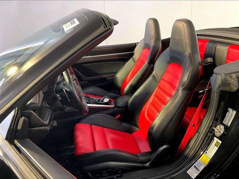 Certified 2022 Porsche 911 Turbo S AWD/4WD image 5