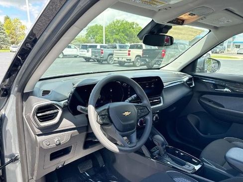 New 2026 Chevrolet TrailBlazer LT AWD/4WD image 10
