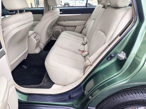 Used 2012 Subaru Outback 2.5i image 12