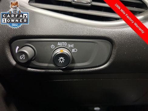 Used 2022 Chevrolet Malibu LT image 16