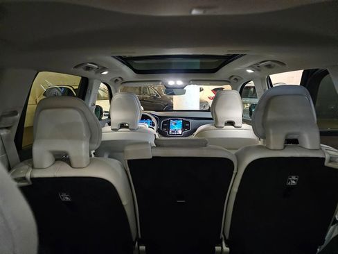 Certified 2023 Volvo XC90 T8 Plus w/ Protection Package Premier AWD/4WD image 8