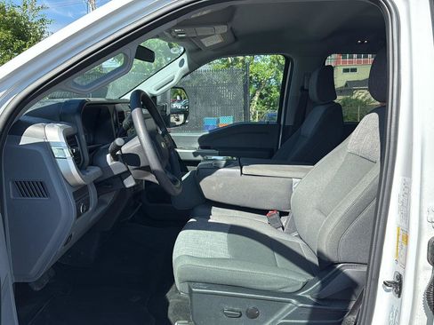 Used 2026 Ford F250 XLT AWD/4WD image 9
