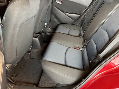 Used 2019 Toyota Yaris LE image 21