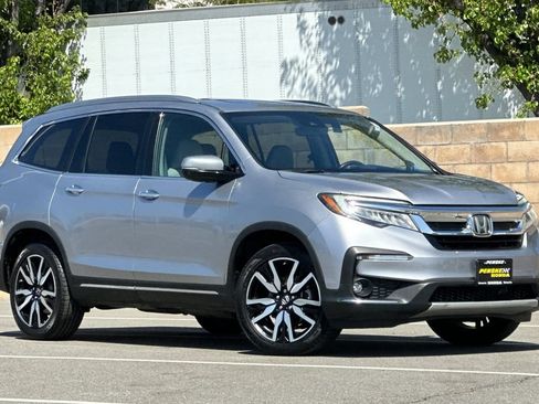 Used 2019 Honda Pilot Touring image 2