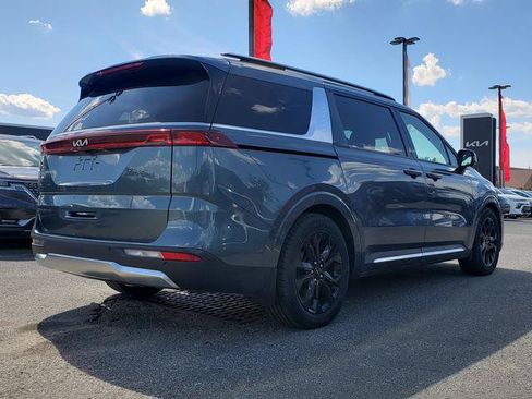 Certified 2022 Kia Carnival SX Prestige FWD image 4