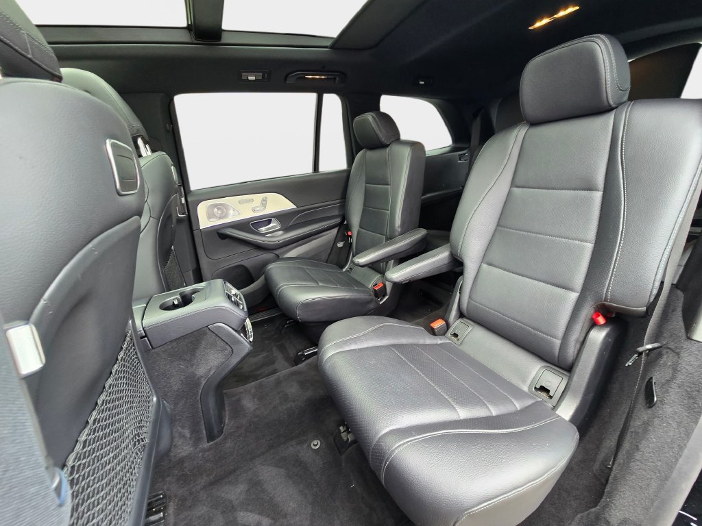 Used 2020 Mercedes-Benz GLS 450 4MATIC image 17