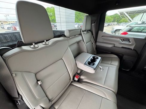 Used 2022 GMC Sierra 1500 SLT image 26