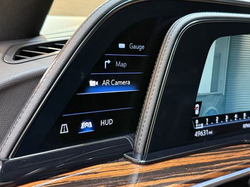 Certified 2022 Cadillac Escalade Premium Luxury w/ LPO, Radiant Package image 20