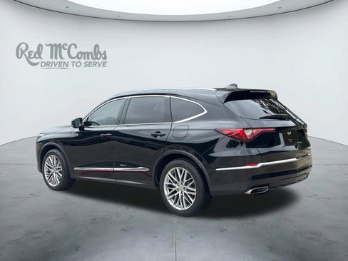 Used 2023 Acura MDX SH-AWD w/ Advance Package image 3