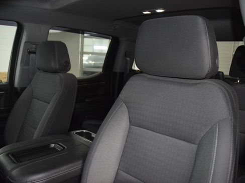 Used 2022 Chevrolet Silverado 1500 RST AWD/4WD image 43
