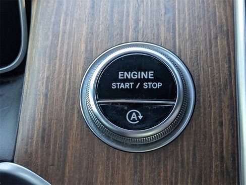 Used 2024 Mercedes-Benz GLC 300 GLC 300 image 23