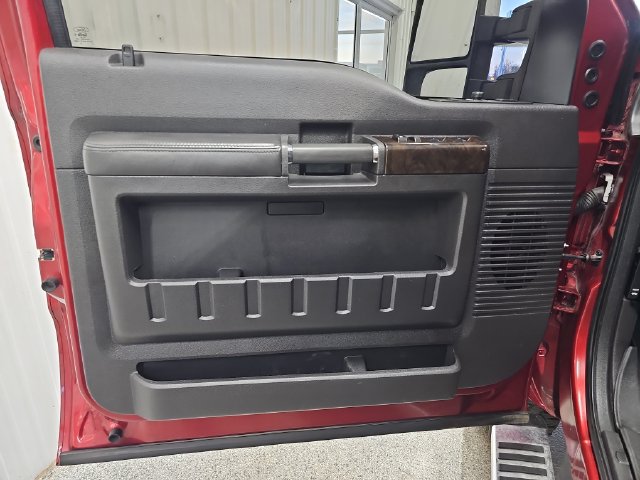Used 2015 Ford F250 Platinum w/ FX4 Off-Road Package AWD/4WD image 10