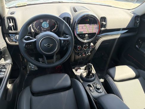 Used 2024 MINI Cooper Countryman S FWD image 9