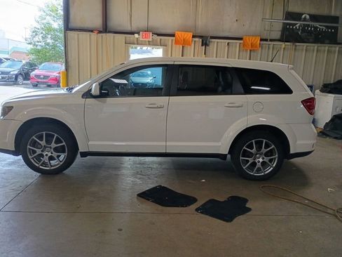 Used 2017 Dodge Journey GT w/ Driver Convenience Group AWD/4WD image 3