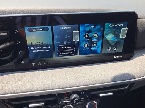 New 2026 Nissan Kicks S FWD image 21