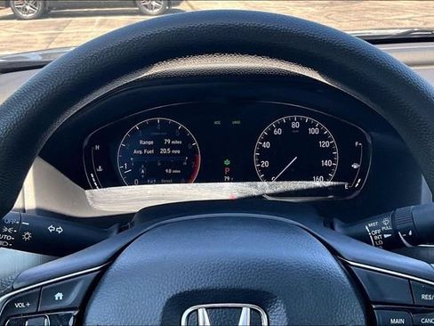 Used 2019 Honda Accord LX image 12
