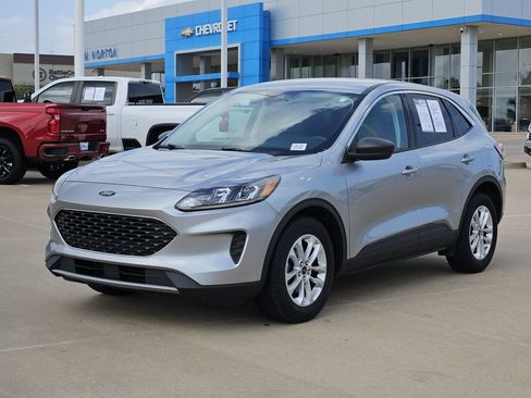 Used 2022 Ford Escape SE FWD image 4