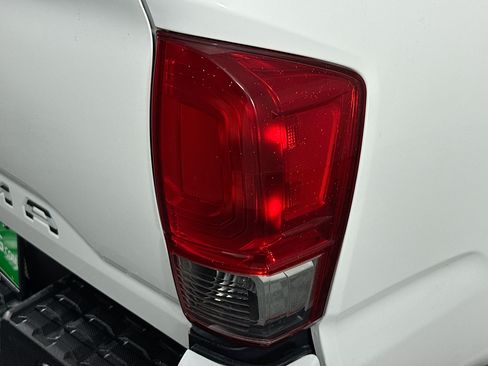 Used 2021 Toyota Tacoma SR w/ SR Convenience Package RWD image 32