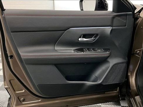 New 2026 Nissan Kicks SR w/ SR Premium Package image 31