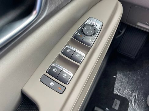 New 2027 Kia Carnival EX FWD image 25