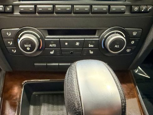 Used 2011 BMW 328i xDrive Sedan image 34