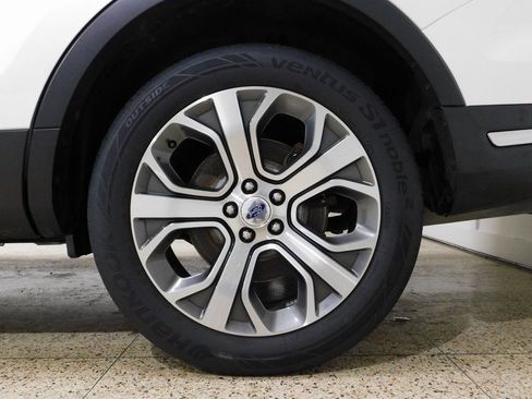 Used 2019 Ford Explorer Platinum image 98