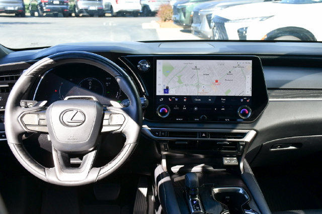 Used 2024 Lexus RX 350 w/ Convenience Package AWD/4WD image 3