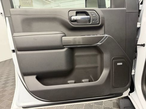 Used 2023 GMC Sierra 2500 AT4 w/ AT4 Premium Plus Package AWD/4WD image 26