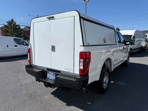 Used 2022 Ford F250 XL w/ Power Equipment Group image 3