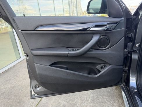 Used 2020 BMW X1 xDrive28i image 11