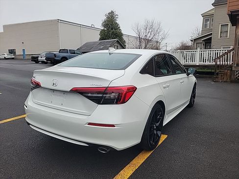 Used 2023 Honda Civic Sport image 5