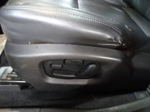 Used 2013 Lincoln MKS AWD image 15