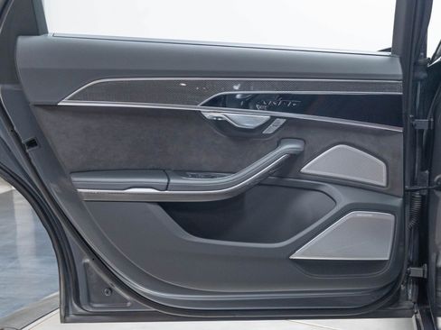 Used 2020 Audi S8 L AWD/4WD image 33