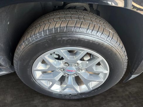 Used 2018 GMC Yukon SLT w/ Open Road Package AWD/4WD image 41