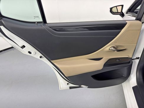 Used 2020 Lexus ES 350 image 39