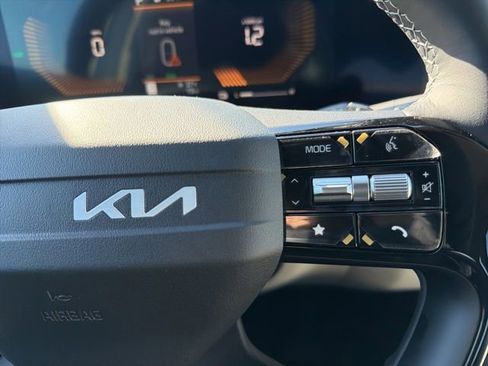 New 2026 Kia Sorento EX w/ EX Premium Package AWD/4WD image 23