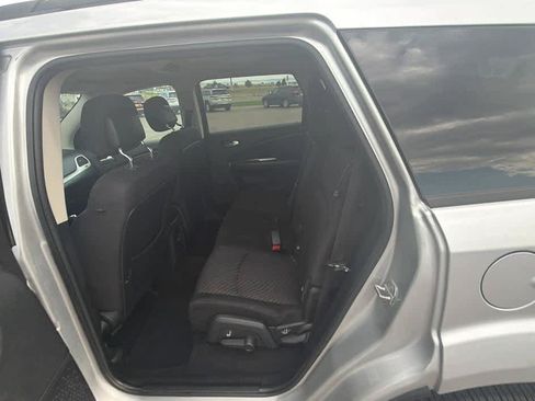 Used 2014 Dodge Journey SXT w/ Flexible Seating Group FWD image 20