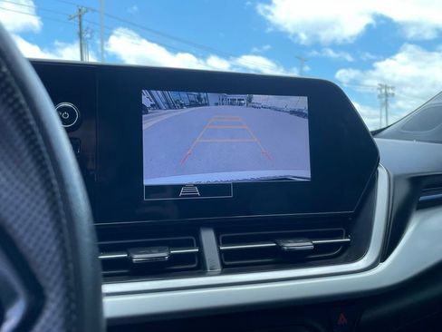 Used 2025 Chevrolet Trax LS FWD image 16